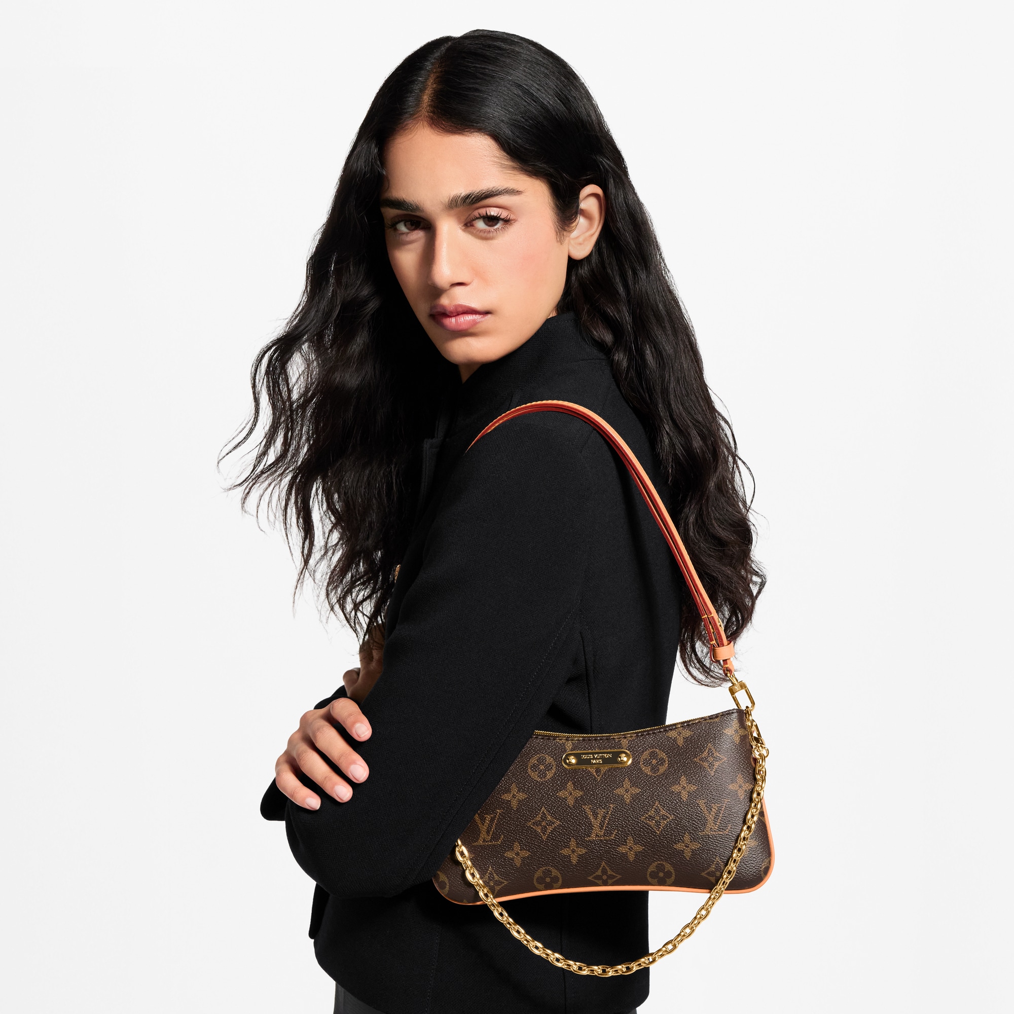 Pochette Liv Monogram - Women - Handbags | LOUIS VUITTON ®
